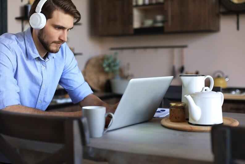 Remote Work vs Co-Located Teams: What Works Best?